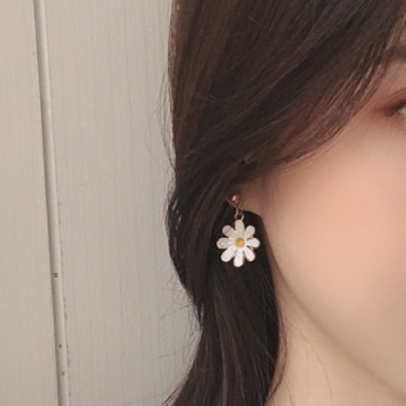 🔸2 for $15🔸Earrings - Picture 2 of 4